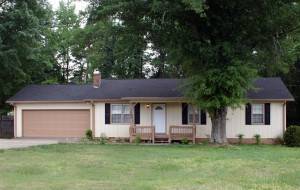 Lawrenceville-Home-for-Rent-04-S-300x190 Lawrenceville Home for Rent-04-S